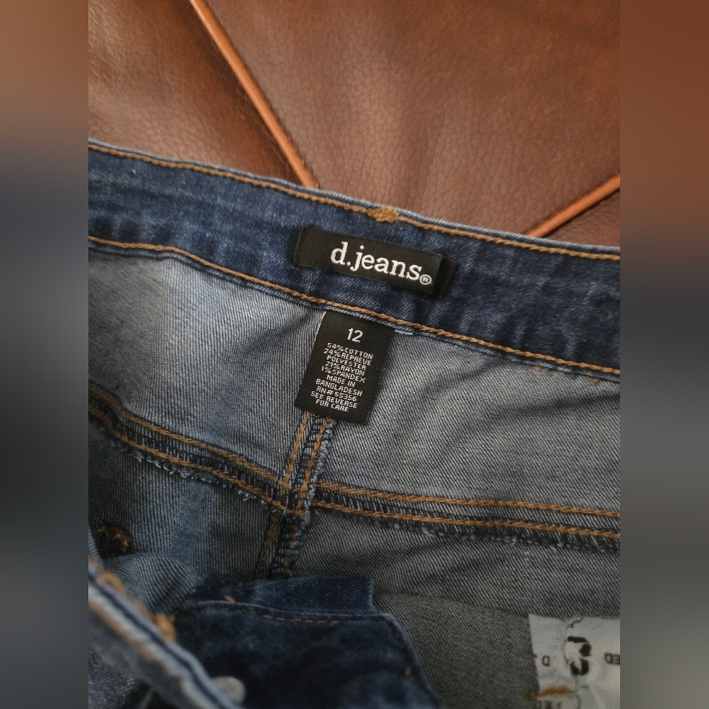 D.jeans Distressed Jeans Size 12 - Picture 4 of 9